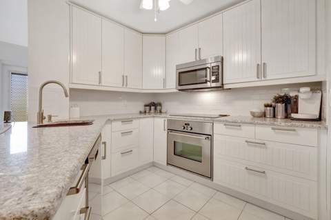 7547 S Oriole Boulevard #202, Delray Beach FL - photo 9 of 17