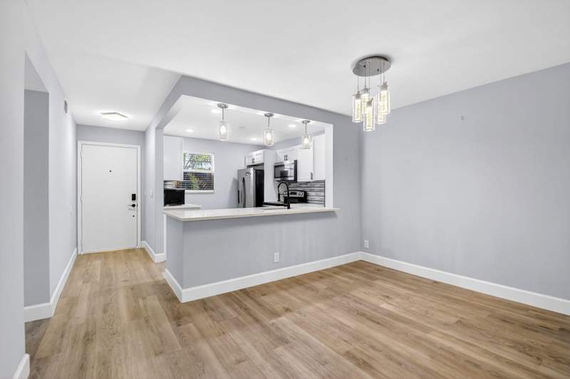 2 bedroom Condominium at 2515 NE 2nd Court #204, Village Royale Greentree Condo, Boynton Beach — photo 4