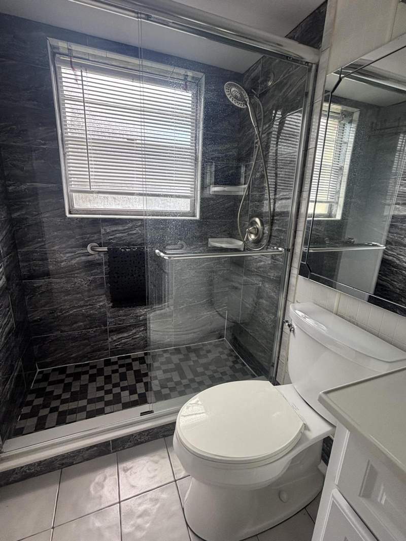 1 bedroom Condominium at 81 Windsor D, Windsor Condos, West Palm Beach — photo 5