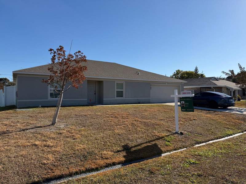 4 bedroom Single Family Residence at 2143 SE Trillo Street, Port St Lucie Section 30, Port St. Lucie — photo 3