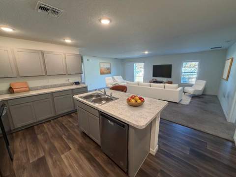 2143 SE Trillo Street, Port St. Lucie FL - photo 15 of 34