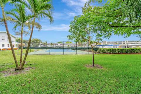 4076 Newport Q #4076, Deerfield Beach FL - photo 22 of 23