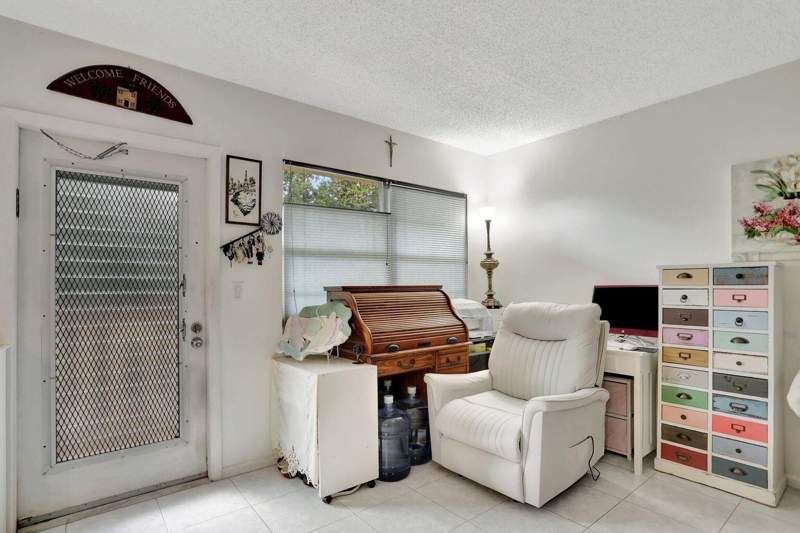 2 bedroom Condominium at 4076 Newport Q #4076, Century Village, Deerfield Beach — photo 4