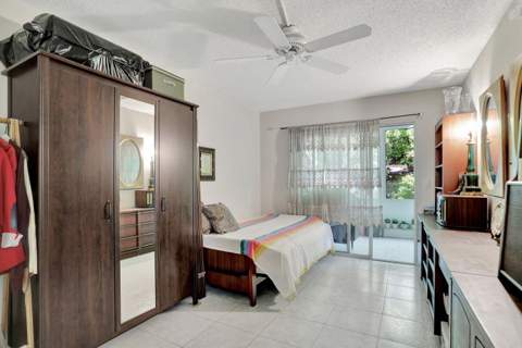 4076 Newport Q #4076, Deerfield Beach FL - photo 15 of 23