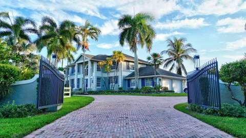 14950 Roan Court, Wellington FL - photo 8 of 41