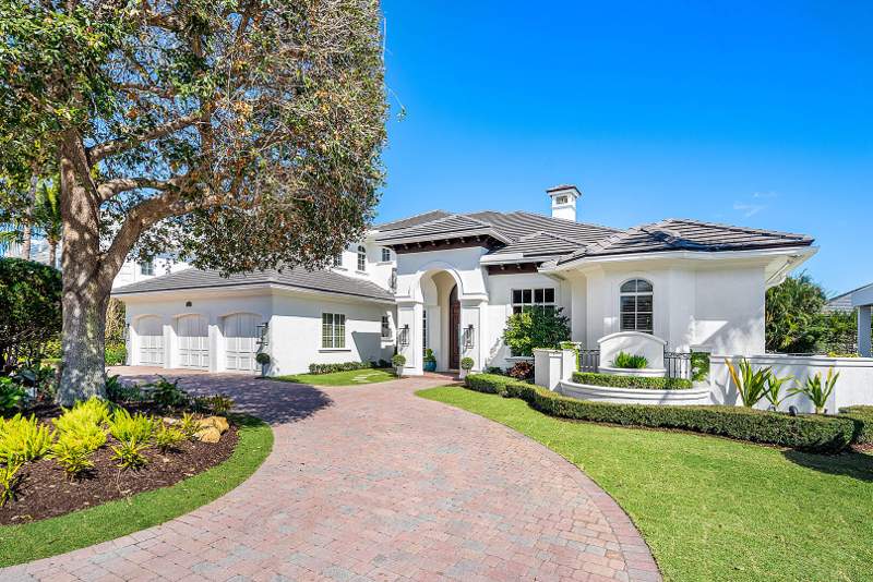 5 bedroom Single Family Residence at 2310 W Silver Palm Road, Royal Palm Yacht & Country Club, Boca Raton — photo 4