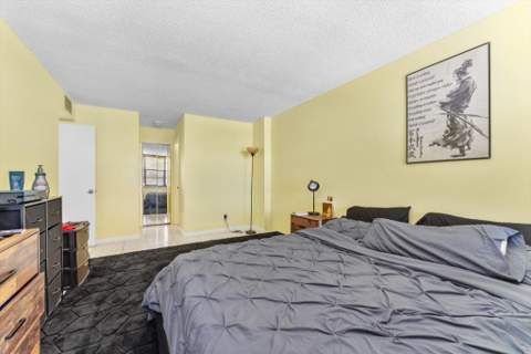 2751 Taft Street #403, Hollywood FL - photo 12 of 31