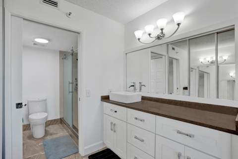 2334 S Cypress Bend Drive #907, Pompano Beach FL - photo 15 of 19