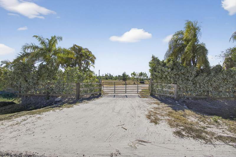 1 bedroom Single Family Residence at 16296 Deer Path Lane, Rustic Ranches, Wellington — photo 3