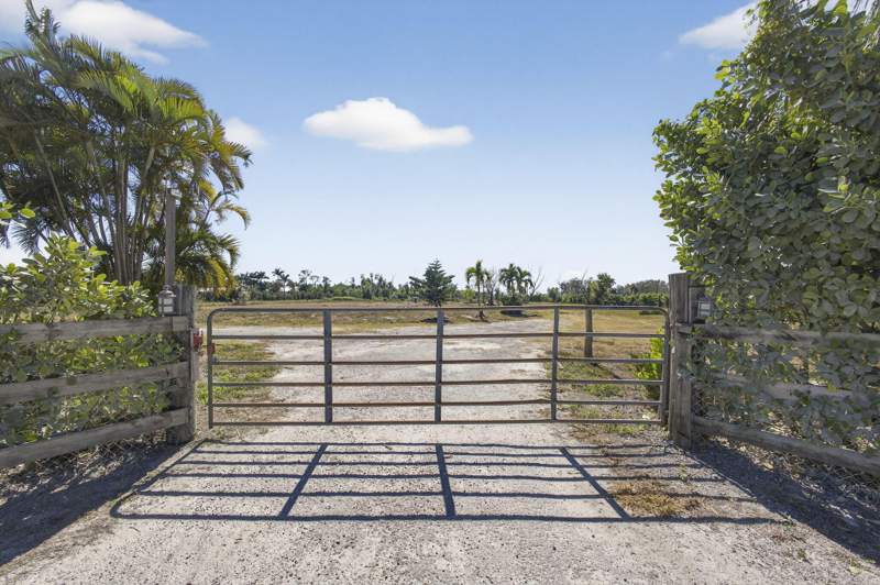 1 bedroom Single Family Residence at 16296 Deer Path Lane, Rustic Ranches, Wellington — photo 4