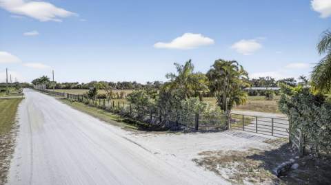 16296 Deer Path Lane, Wellington FL - photo 21 of 51