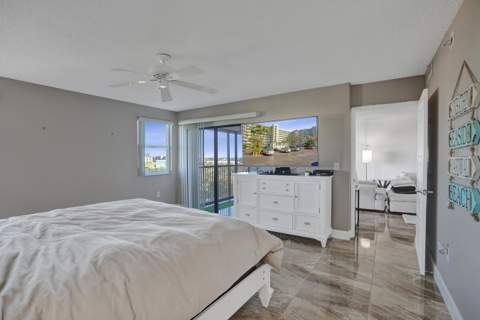 2334 S Cypress Bend Drive #907, Pompano Beach FL - photo 16 of 19