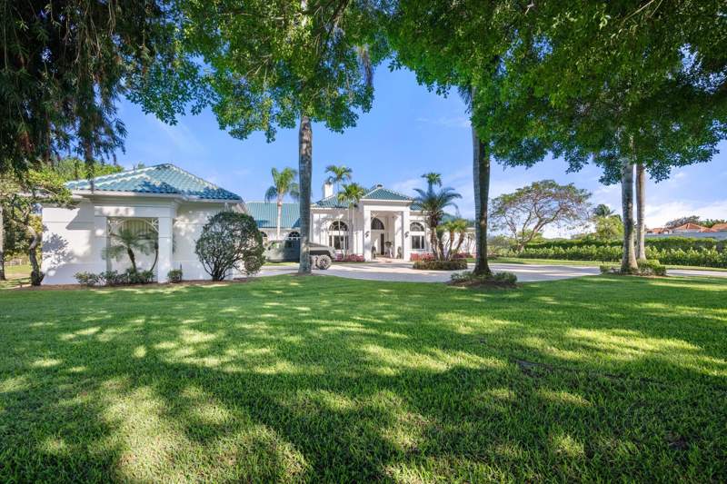 6 bedroom Single Family Residence at 3220 Santa Barbara Drive, Southfields Wellington Country, Wellington — photo 4