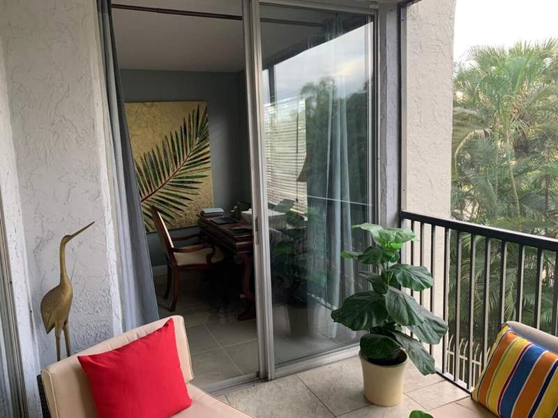 2 bedroom Condominium at 3940 Inverrary Boulevard #302, 18th Hole At Inverrary Condo, Lauderhill — photo 4