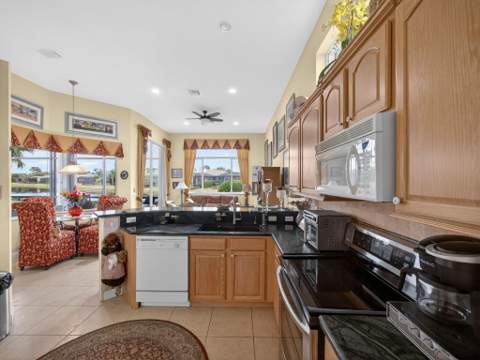 8918 First Tee Road, Port St. Lucie FL - photo 9 of 28