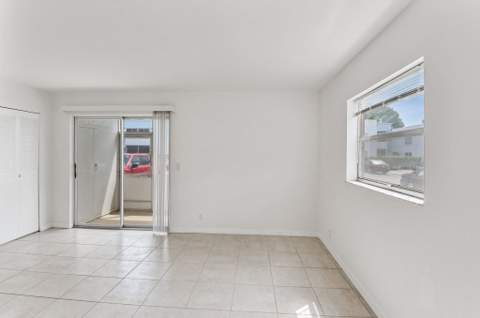 447 Saxony J Way #447-J, Delray Beach FL - photo 17 of 26