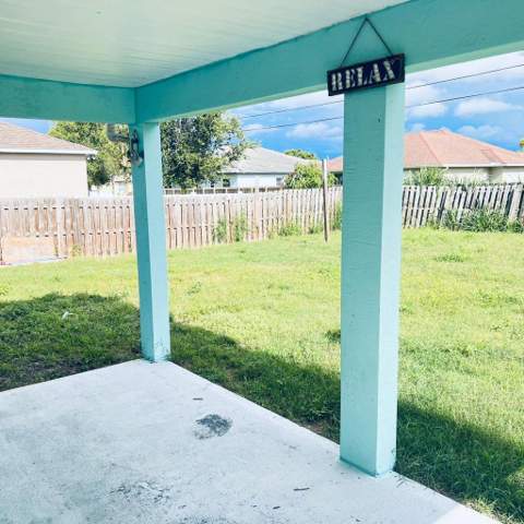 1150 SW Haleyberry Avenue, Port St. Lucie FL - photo 14 of 16