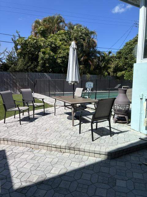813 SE 10th Terrace, Deerfield Beach FL - photo 18 of 39