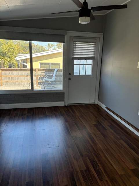 813 SE 10th Terrace, Deerfield Beach FL - photo 15 of 39