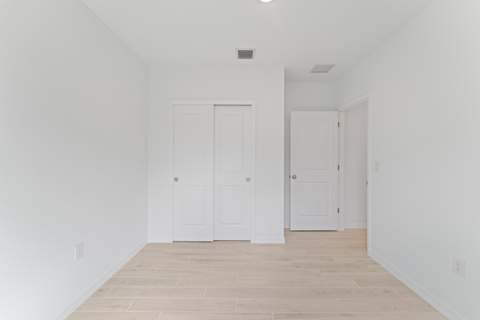 4018 SW Kallen Street #65, Port St. Lucie FL - photo 7 of 32