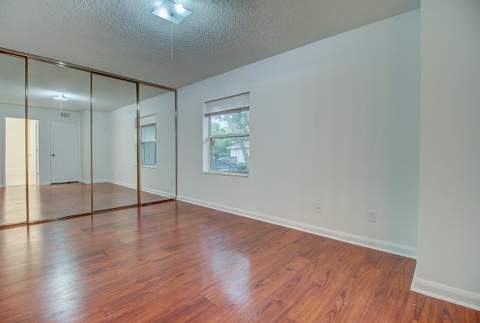 44 Essex Court #B, Royal Palm Beach FL - photo 23 of 37