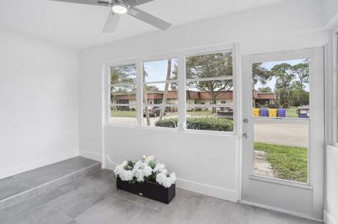 737 Nantucket Circle #B, Lake Worth FL - photo 6 of 29