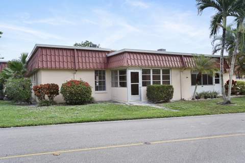 737 Nantucket Circle #B, Lake Worth FL - photo 23 of 29