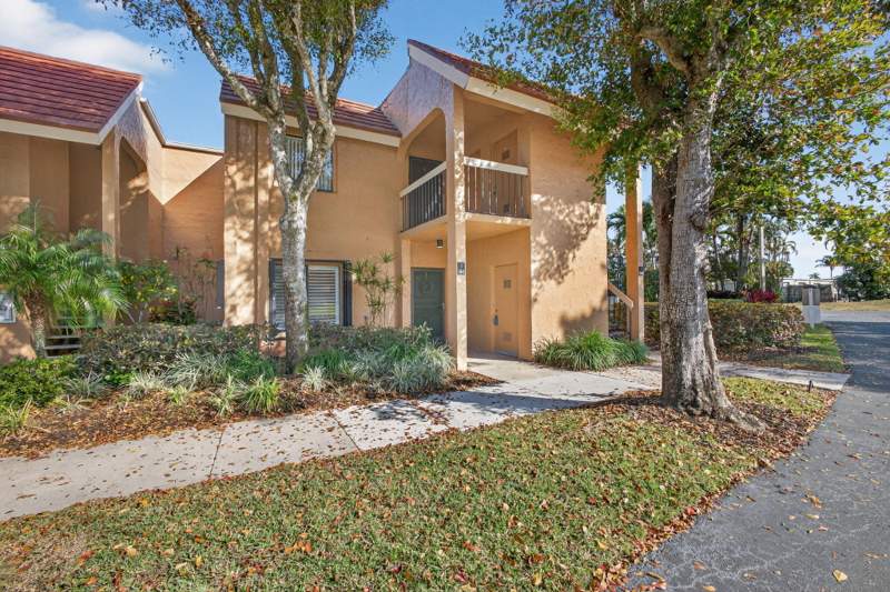 2 bedroom Condominium at 11282 Green Lake Drive #104, Green Lakes Condo 1 Thru 21 Or3248P1, Boynton Beach — photo 3