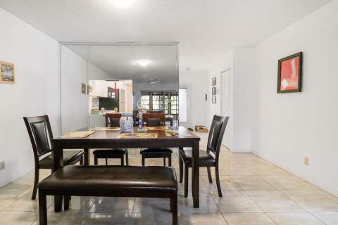 107 Lake Terry Drive, West Palm Beach FL - photo 8 of 18