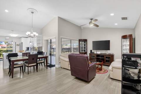 5750 Parkwalk Circle, Boynton Beach FL - photo 7 of 46