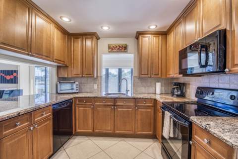 6242 Brandon Street, Palm Beach Gardens FL - photo 16 of 50