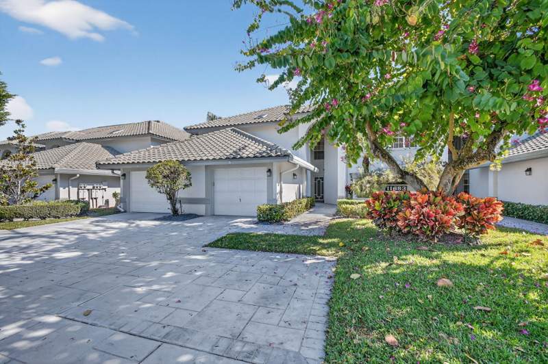 2 bedroom Condominium at 11683 Briarwood Circle #3, Briarwood At Indian Springs Condo, Boynton Beach — photo 3