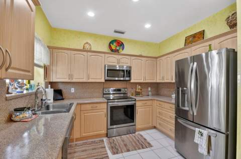11683 Briarwood Circle #3, Boynton Beach FL - photo 9 of 79