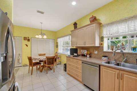 11683 Briarwood Circle #3, Boynton Beach FL - photo 11 of 79
