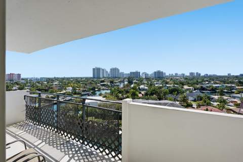 401 Golden Isles Drive #1009, Hallandale Beach FL - photo 16 of 46