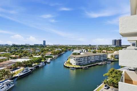 401 Golden Isles Drive #1009, Hallandale Beach FL - photo 23 of 46