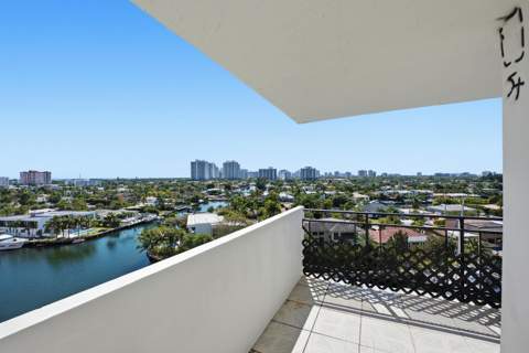 401 Golden Isles Drive #1009, Hallandale Beach FL - photo 19 of 46