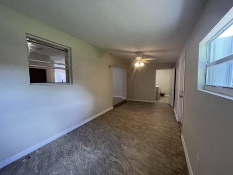 285 SE Abeto Lane, Port St. Lucie FL - photo 11 of 20