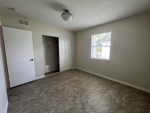 285 SE Abeto Lane, Port St. Lucie FL - photo 14 of 20