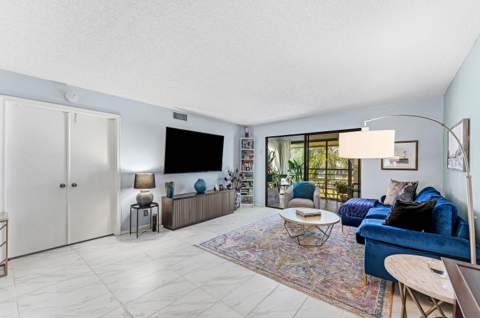 10155 Mangrove Drive #204, Boynton Beach FL - photo 16 of 52
