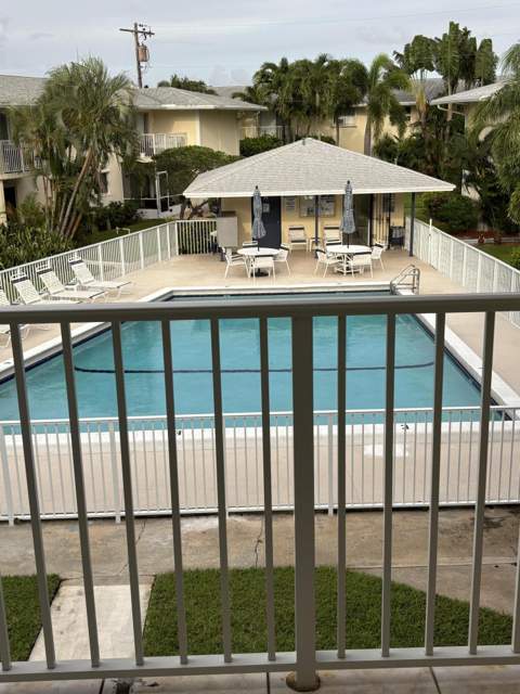 510 Prosperity Farms Road #8b, North Palm Beach FL - photo 16 of 16