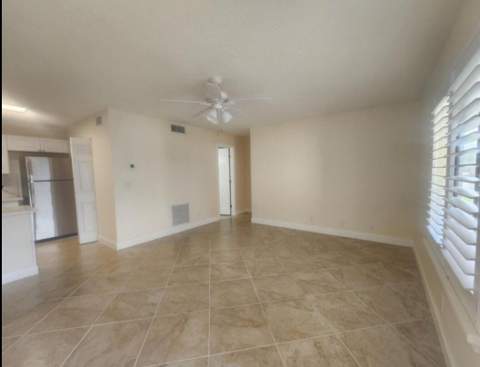 209 Pine Hov Circle #B-2, Greenacres FL - photo 9 of 32