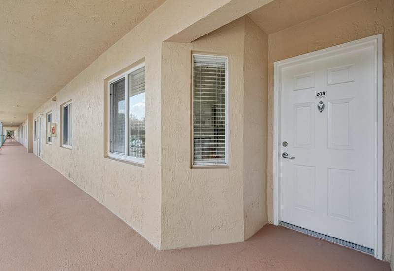 3 bedroom Condominium at 12565 Imperial Isle Drive #208, Coral Cove Condo, Boynton Beach — photo 4