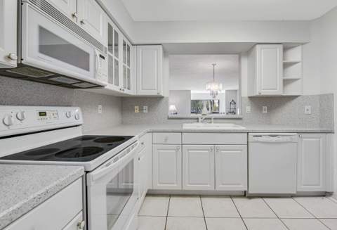 12565 Imperial Isle Drive #208, Boynton Beach FL - photo 16 of 71