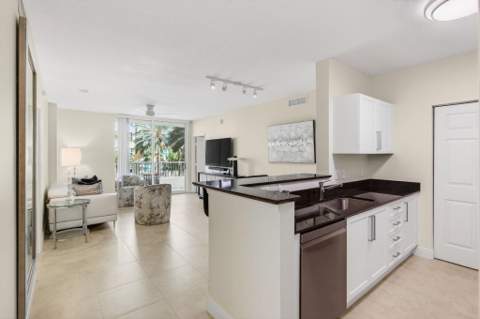 625 Casa Loma Boulevard #403, Boynton Beach FL - photo 7 of 75