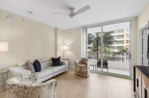 625 Casa Loma Boulevard #403, Boynton Beach FL - photo 14 of 75