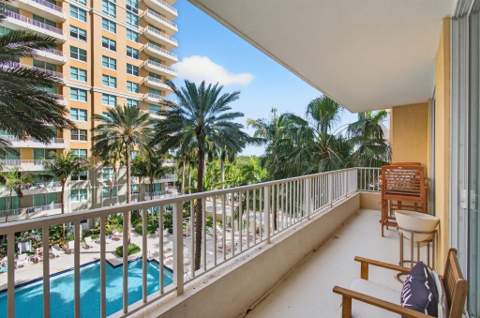 625 Casa Loma Boulevard #403, Boynton Beach FL - photo 18 of 75