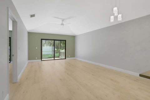 3113 Kingswood Terrace, Boca Raton FL - photo 8 of 23