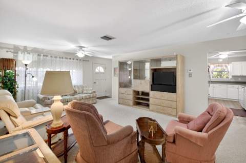 700 Canal Way, Boynton Beach FL - photo 6 of 26