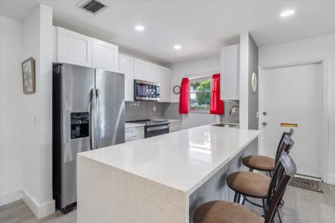 1022 Circle Drive #A, Delray Beach FL - photo 9 of 25
